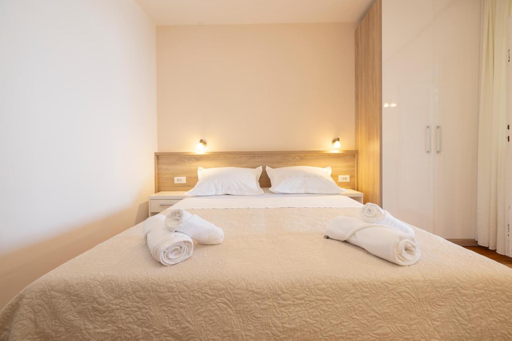 Apartmans Lale Брела Экстерьер фото