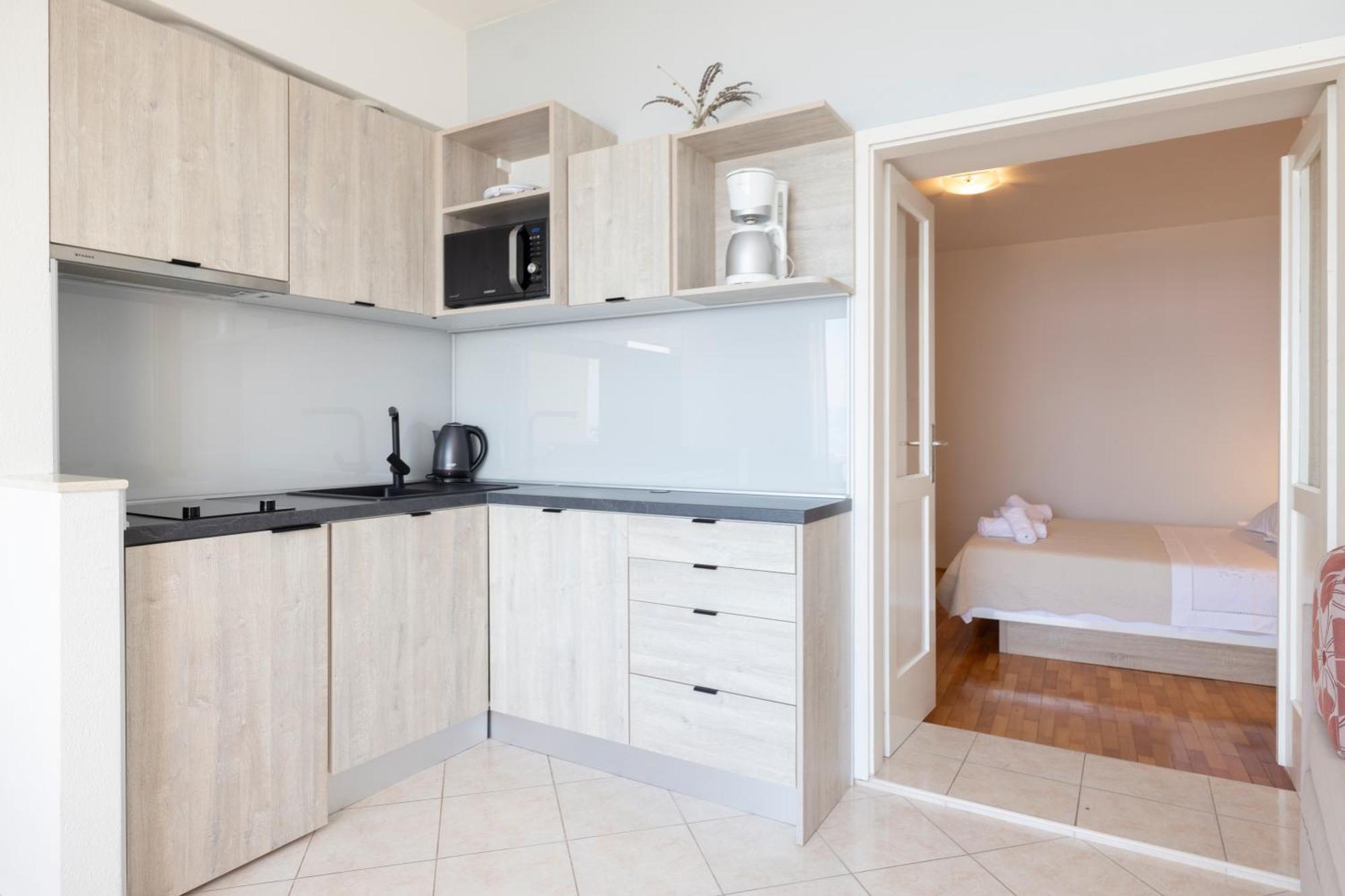 Apartmans Lale Брела Экстерьер фото